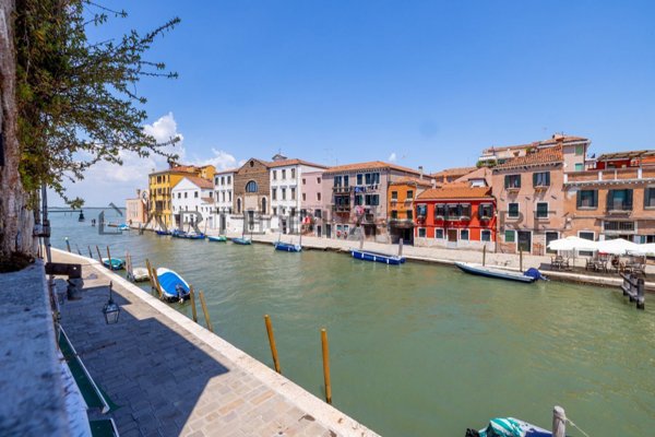 appartamento in vendita a Venezia in zona Sestiere Cannaregio
