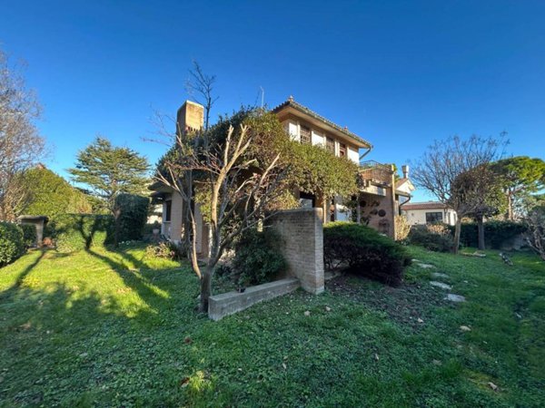 casa indipendente in vendita a Venezia in zona Lido di Venezia
