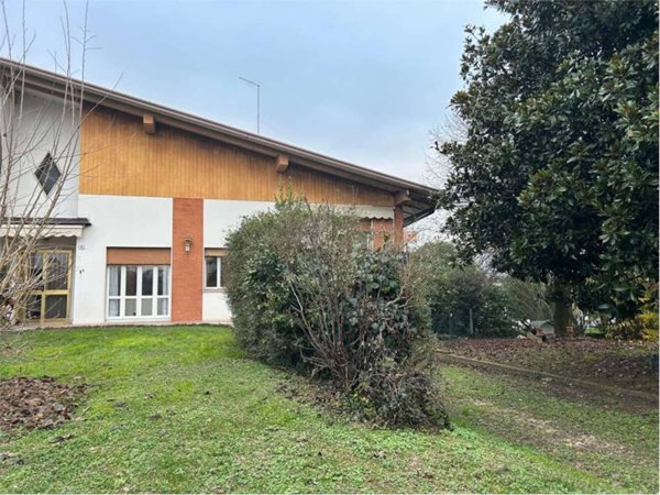 casa indipendente in vendita a Venezia in zona Mestre