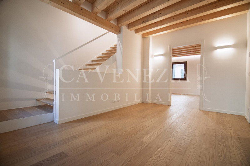 casa indipendente in vendita a Venezia in zona Sestiere Cannaregio