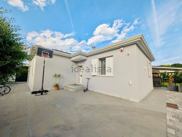 casa indipendente in vendita a Venezia in zona Zelarino