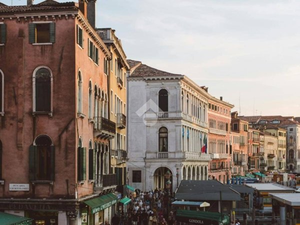 negozio in vendita a Venezia in zona Sestiere San Polo