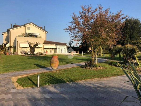 casa indipendente in vendita a Venezia in zona Trivignano