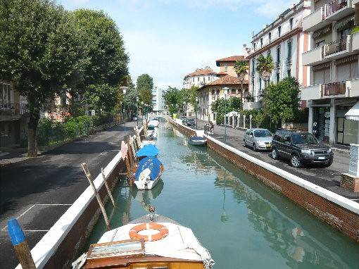 appartamento in vendita a Venezia in zona Lido di Venezia