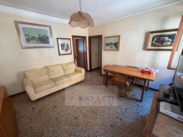 appartamento in vendita a Venezia in zona Sestiere Cannaregio