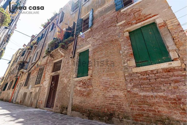 appartamento in vendita a Venezia in zona Sestiere Cannaregio