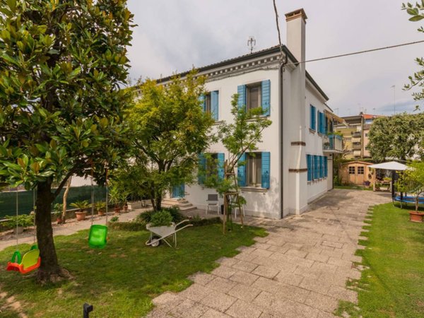 casa indipendente in vendita a Venezia in zona Carpenedo