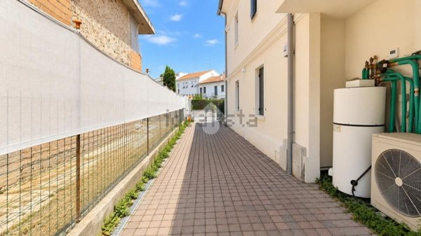 negozio in vendita a Venezia in zona Mestre