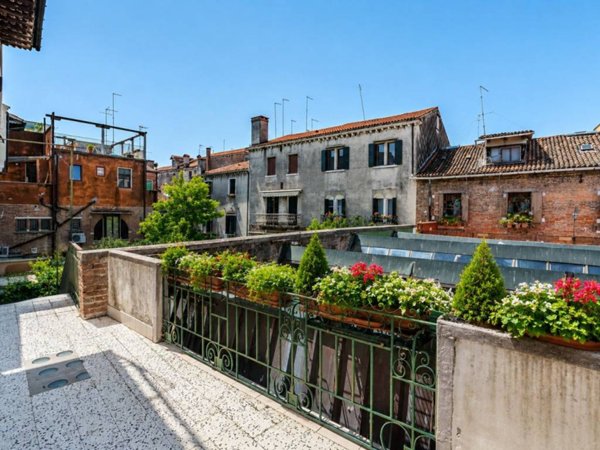 appartamento in vendita a Venezia in zona Sestiere Cannaregio