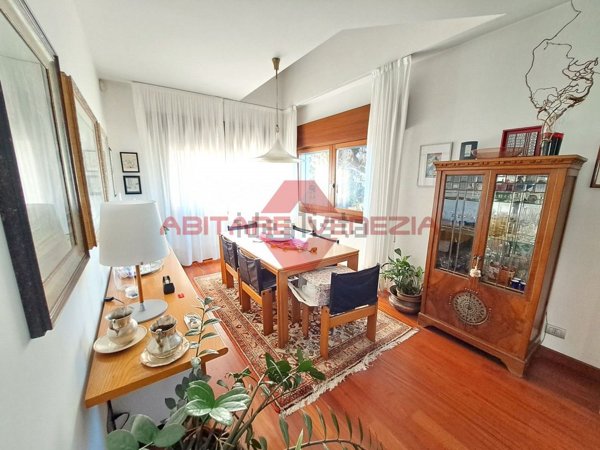 appartamento in vendita a Venezia in zona Lido di Venezia