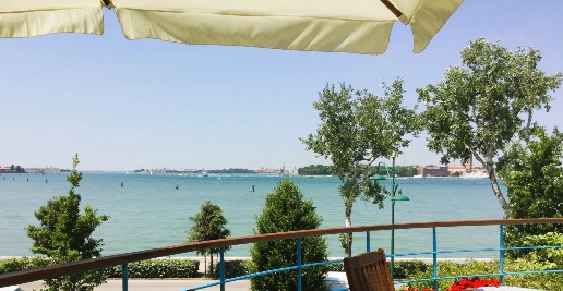 appartamento in vendita a Venezia in zona Lido di Venezia