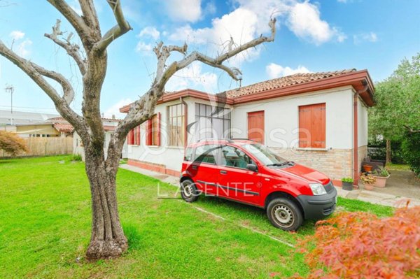 casa indipendente in vendita a Venezia in zona Marghera