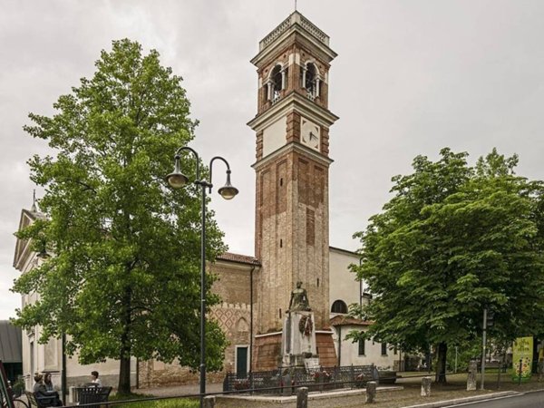 negozio in vendita a Venezia in zona Zelarino