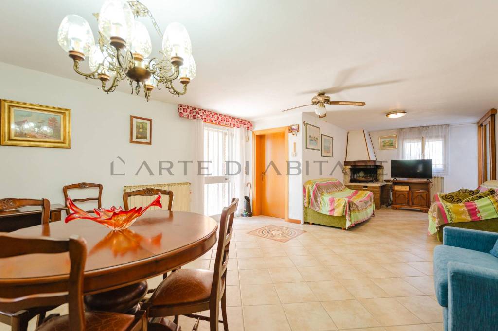 casa indipendente in vendita a Venezia in zona Mestre