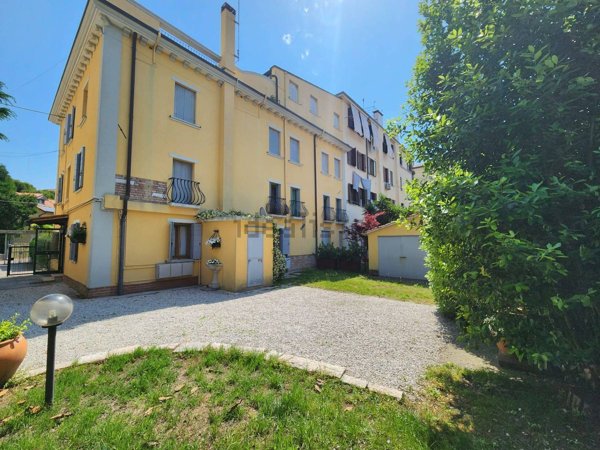 appartamento in vendita a Venezia in zona Lido di Venezia