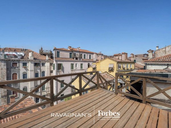 appartamento in vendita a Venezia in zona Sestiere San Polo