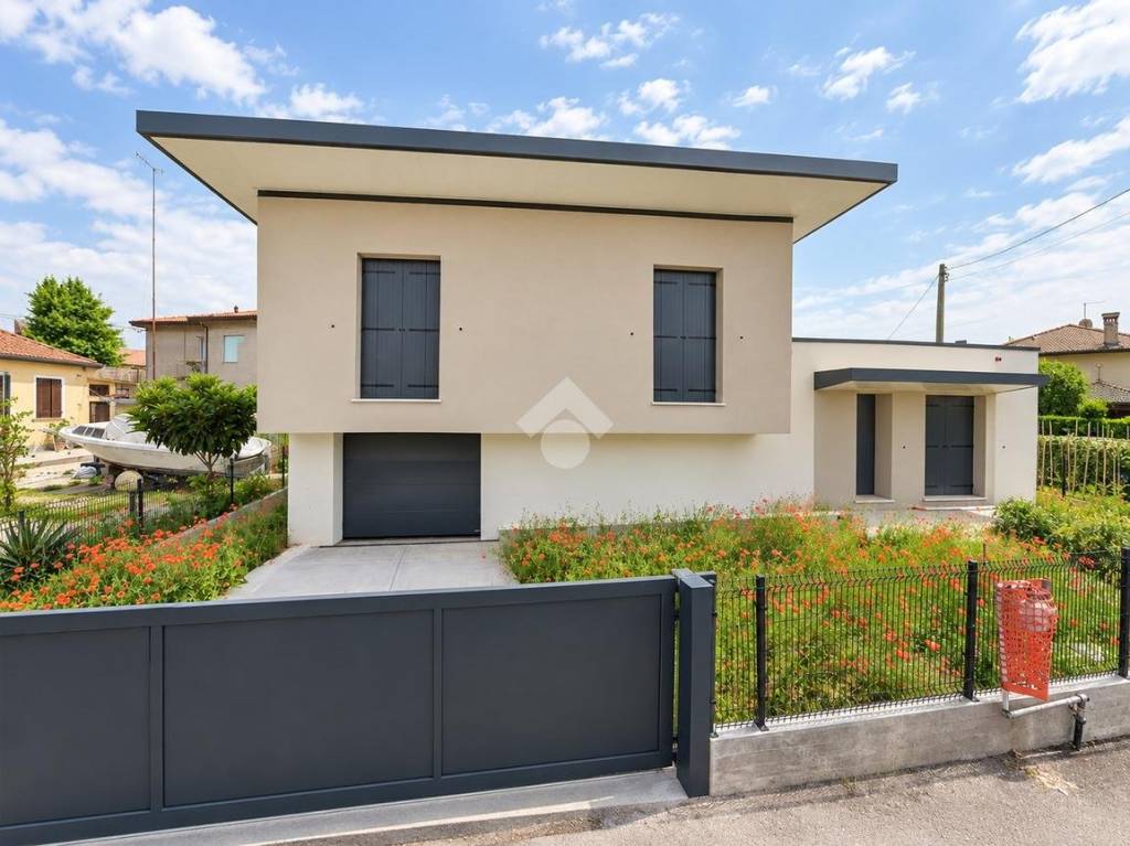 casa indipendente in vendita a Venezia in zona Campalto