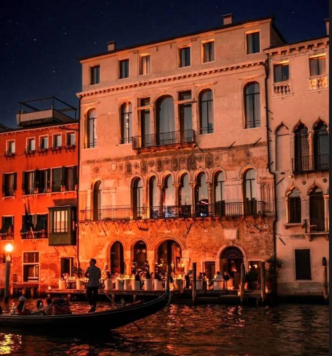 intera palazzina in vendita a Venezia in zona Sestiere Santa Croce