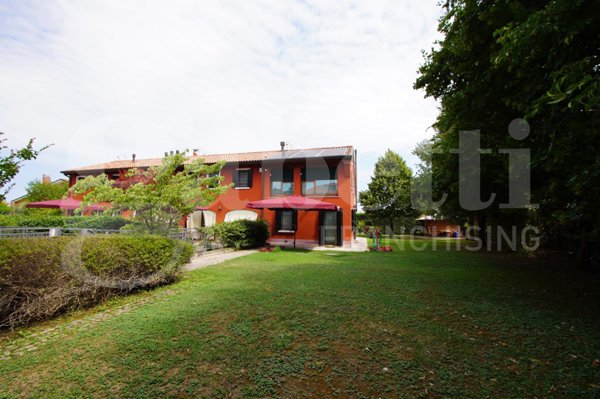 casa indipendente in vendita a Venezia in zona Mestre
