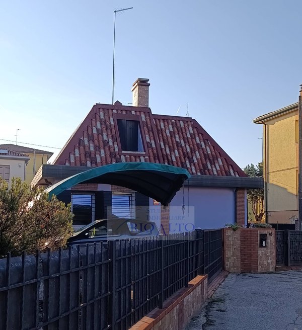 casa indipendente in vendita a Venezia in zona Marghera