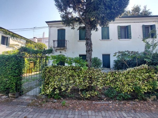 casa indipendente in vendita a Venezia in zona Mestre