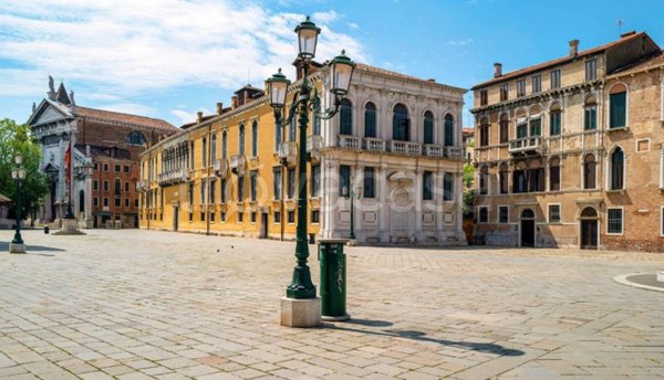 locale di sgombero in vendita a Venezia in zona Sestiere San Marco