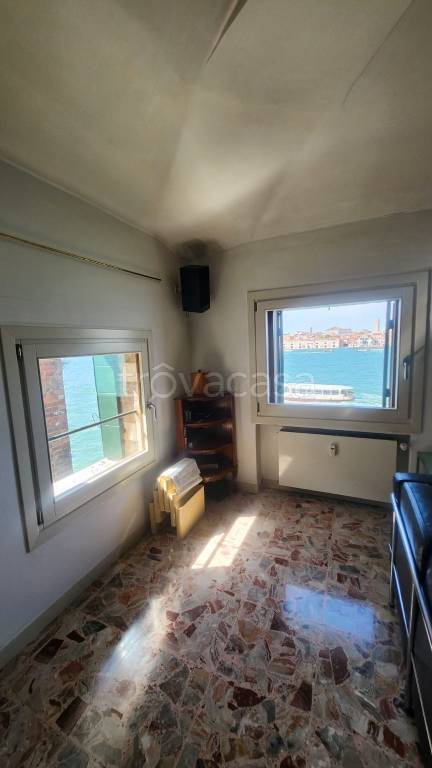 appartamento in vendita a Venezia in zona Giudecca