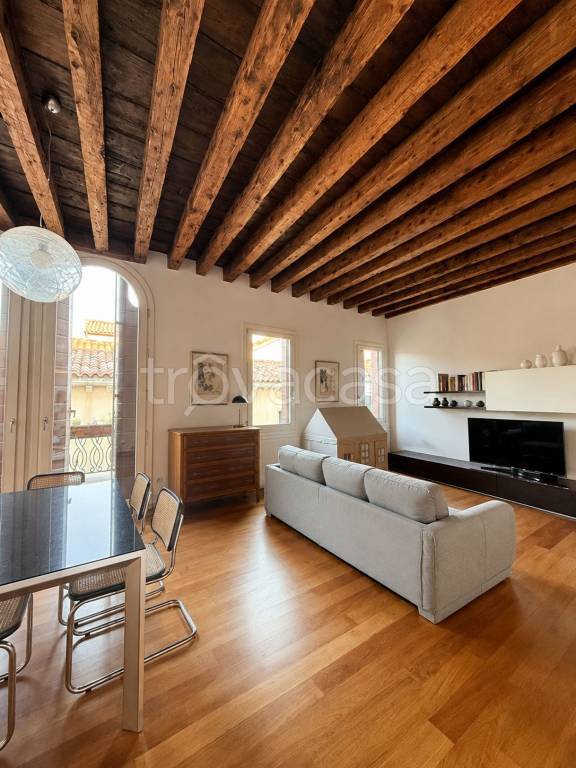 appartamento in vendita a Venezia in zona Sestiere San Polo