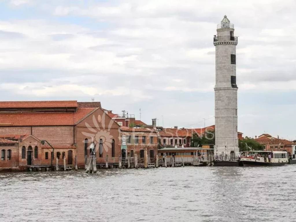 locale commerciale in vendita a Venezia in zona Murano