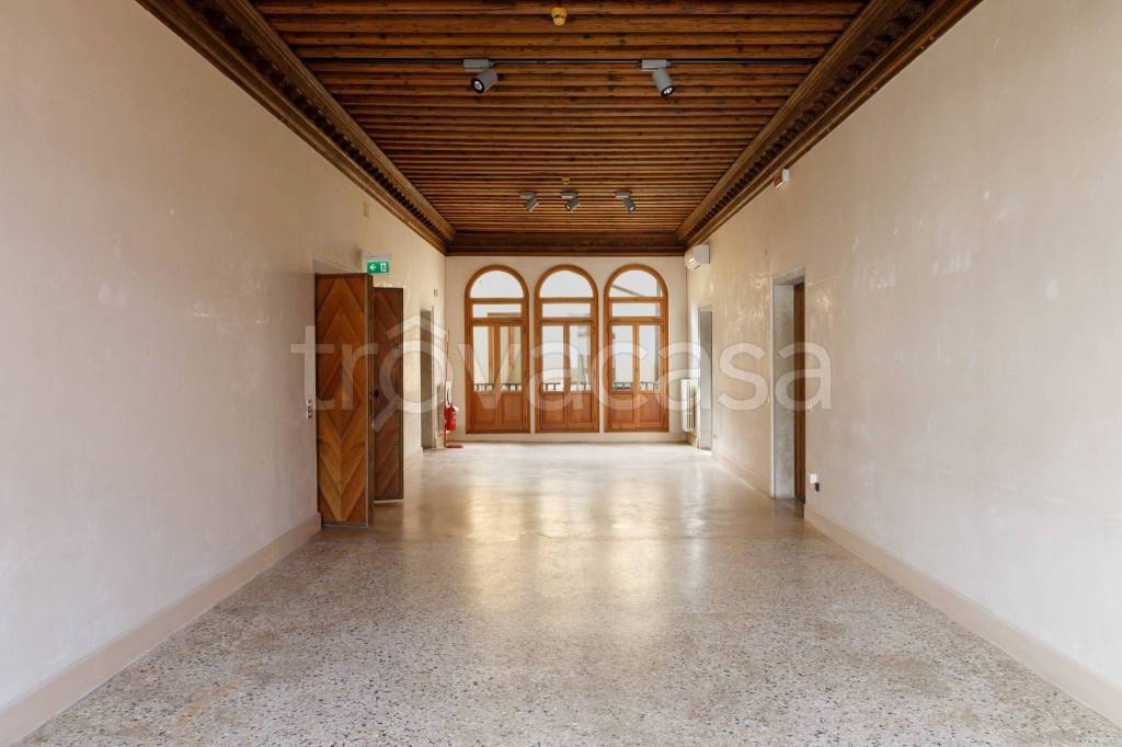 casa indipendente in vendita a Venezia in zona Sestiere Dorsoduro