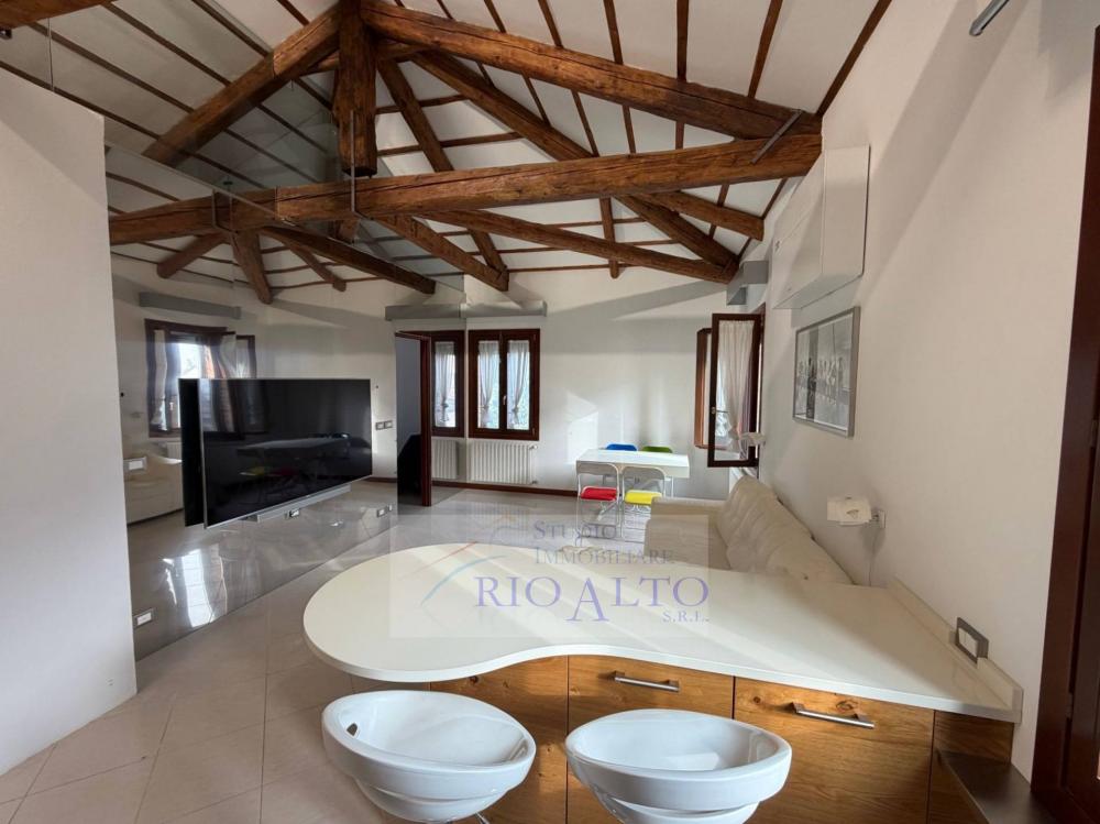 appartamento in vendita a Venezia in zona Lido di Venezia