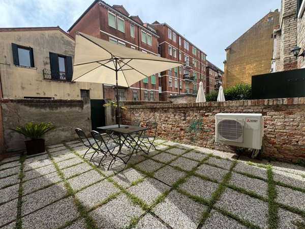 appartamento in vendita a Venezia in zona Sestiere Santa Croce