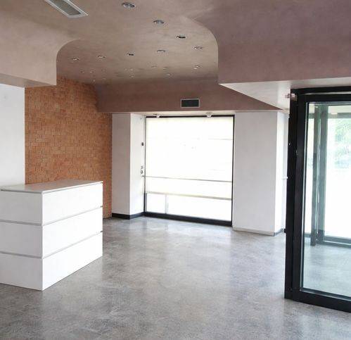 negozio in vendita a Venezia in zona Trivignano