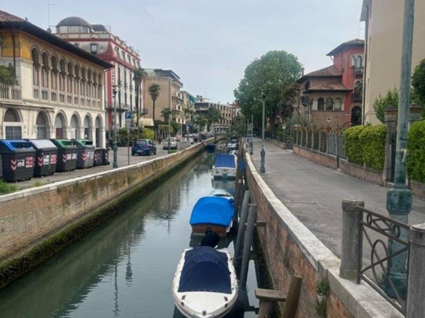 appartamento in vendita a Venezia in zona Lido di Venezia