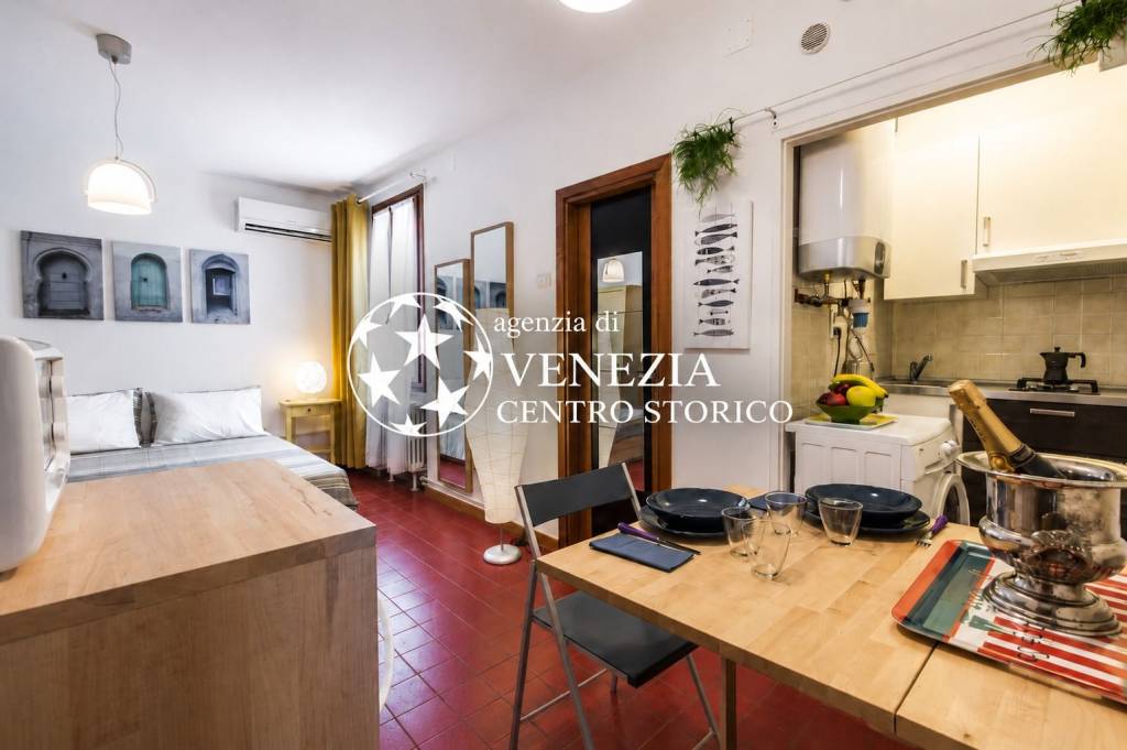 appartamento in vendita a Venezia in zona Sestiere San Polo