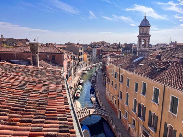appartamento in vendita a Venezia in zona Sestiere Dorsoduro