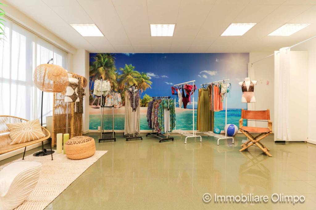 ufficio in vendita a Venezia in zona Marghera