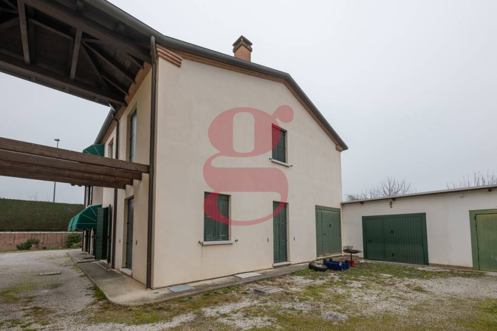 casa indipendente in vendita a Vigonovo