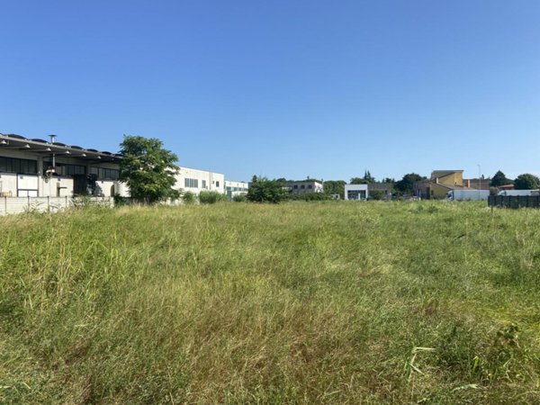 terreno edificabile in vendita a Vigonovo