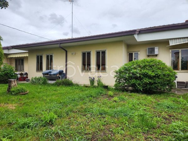 casa indipendente in vendita a Vigonovo