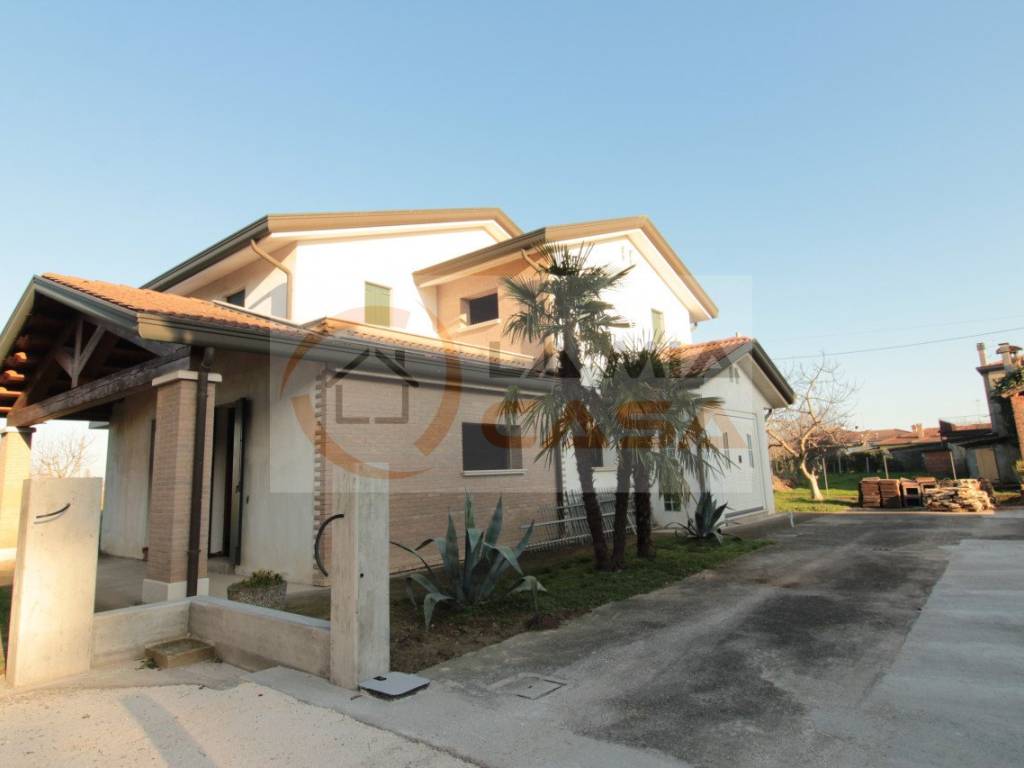 casa indipendente in vendita a Vigonovo