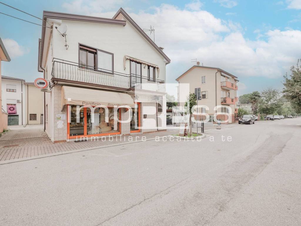 negozio in vendita a Vigonovo
