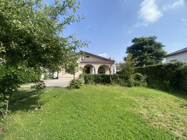casa indipendente in vendita a Vigonovo