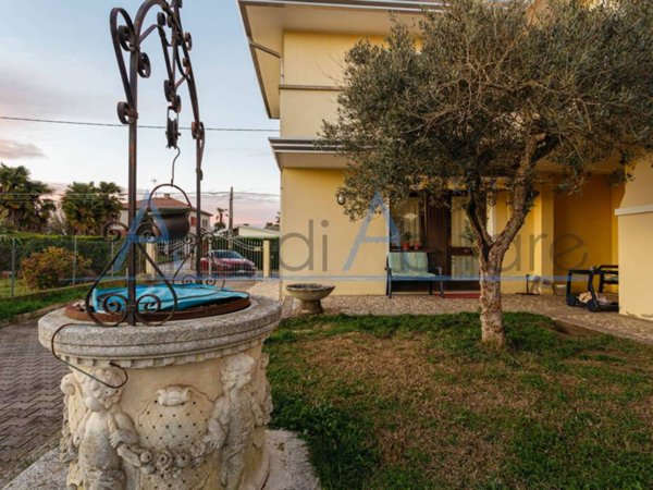 casa indipendente in vendita a Vigonovo in zona Galta