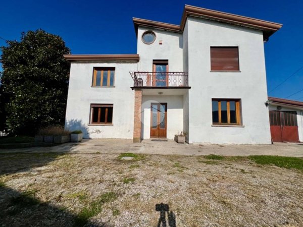 casa semindipendente in vendita a Vigonovo in zona Galta