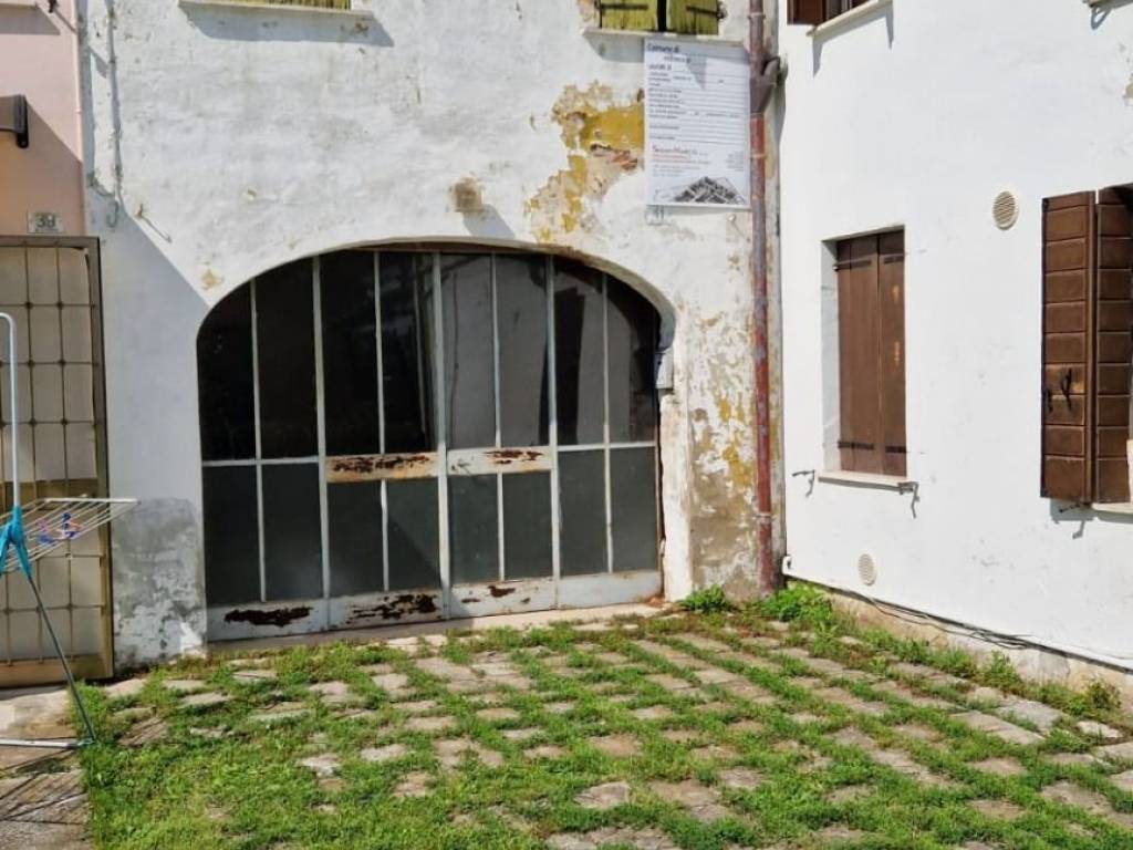 casa indipendente in vendita a Vigonovo in zona Galta