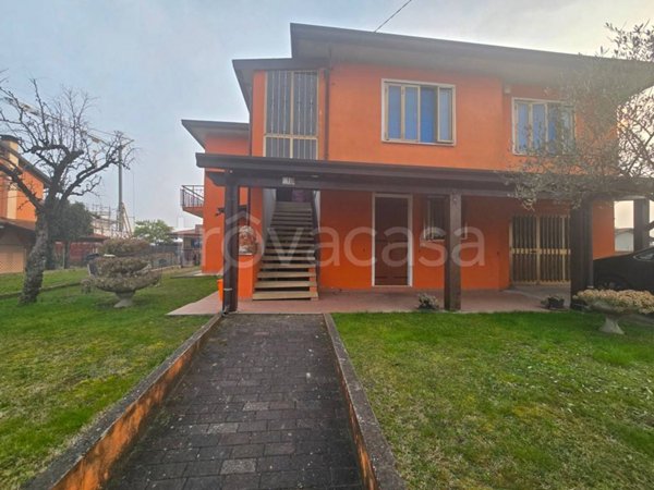 appartamento in vendita a Vigonovo in zona Galta