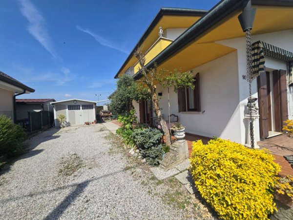 casa indipendente in vendita a Vigonovo