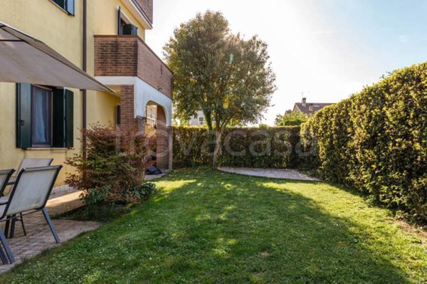 appartamento in vendita a Vigonovo in zona Galta