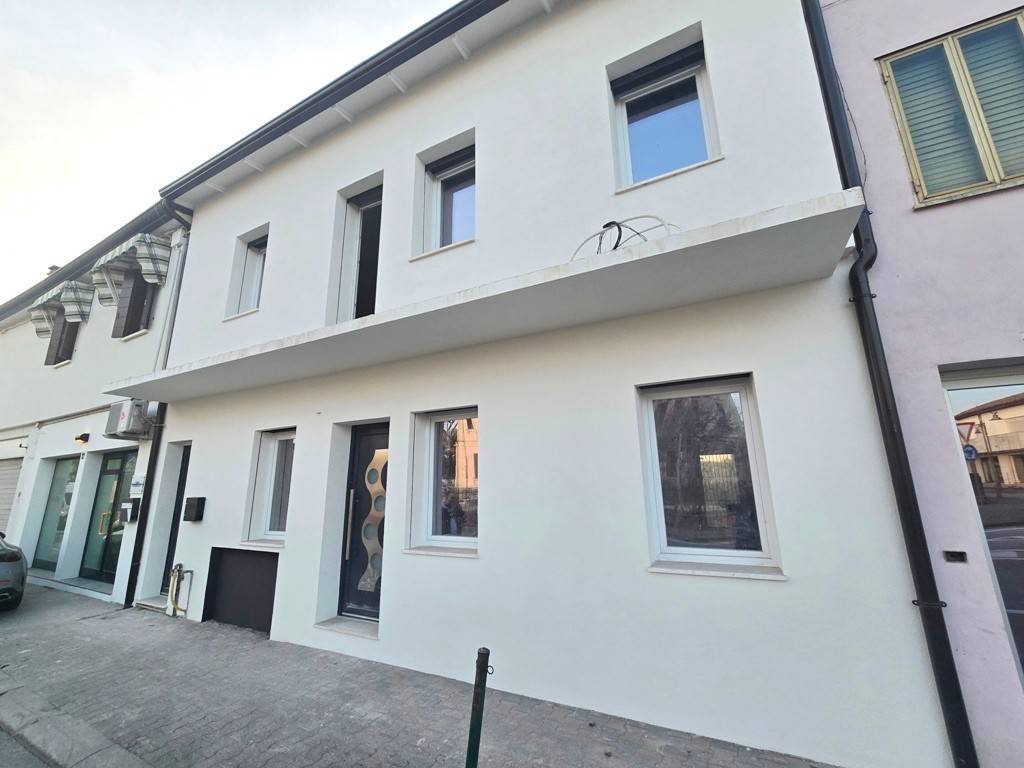 intera palazzina in vendita a Vigonovo